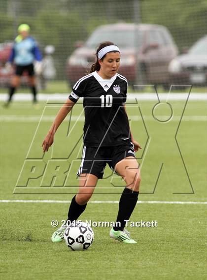 Thumbnail 1 in Blue Valley Northwest vs. Washburn Rural (KSHSAA 6A Final) photogallery.