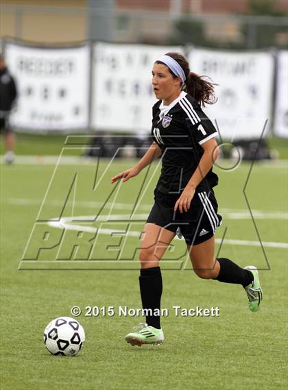 Thumbnail 2 in Blue Valley Northwest vs. Washburn Rural (KSHSAA 6A Final) photogallery.