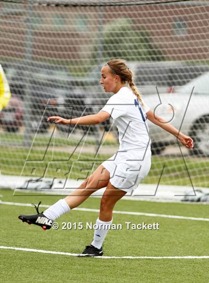 Thumbnail 3 in Blue Valley Northwest vs. Washburn Rural (KSHSAA 6A Final) photogallery.