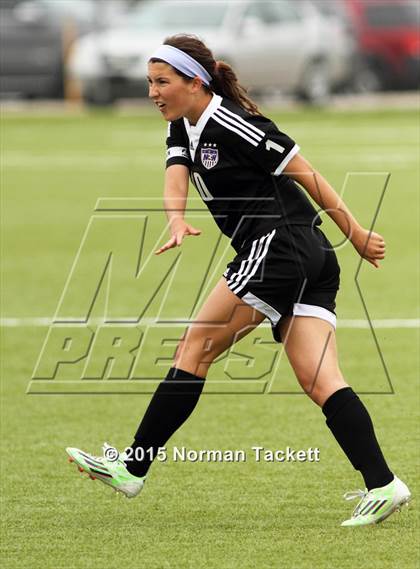 Thumbnail 1 in Blue Valley Northwest vs. Washburn Rural (KSHSAA 6A Final) photogallery.