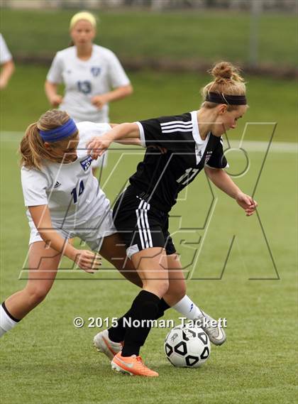 Thumbnail 3 in Blue Valley Northwest vs. Washburn Rural (KSHSAA 6A Final) photogallery.