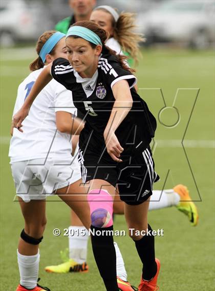 Thumbnail 2 in Blue Valley Northwest vs. Washburn Rural (KSHSAA 6A Final) photogallery.