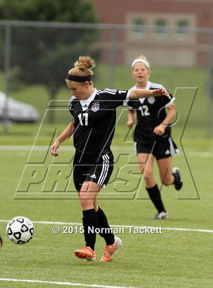 Thumbnail 3 in Blue Valley Northwest vs. Washburn Rural (KSHSAA 6A Final) photogallery.