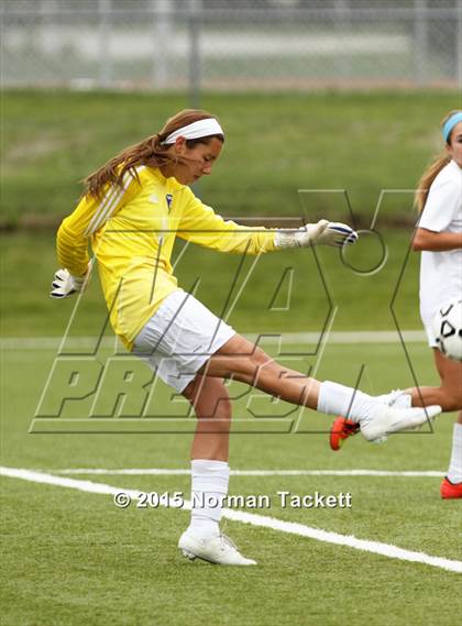 Thumbnail 3 in Blue Valley Northwest vs. Washburn Rural (KSHSAA 6A Final) photogallery.