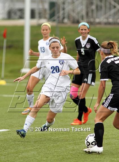 Thumbnail 3 in Blue Valley Northwest vs. Washburn Rural (KSHSAA 6A Final) photogallery.