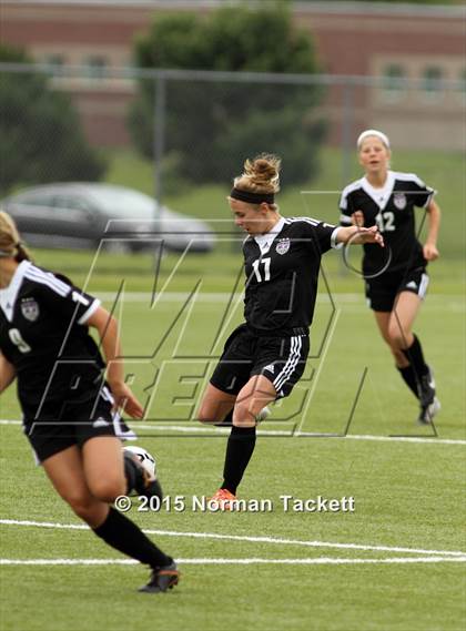 Thumbnail 1 in Blue Valley Northwest vs. Washburn Rural (KSHSAA 6A Final) photogallery.