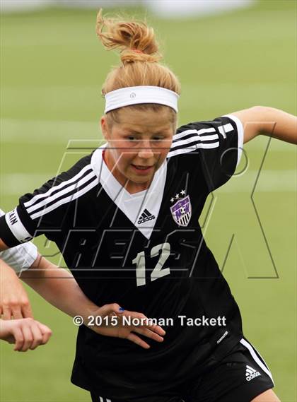 Thumbnail 3 in Blue Valley Northwest vs. Washburn Rural (KSHSAA 6A Final) photogallery.