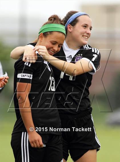 Thumbnail 3 in Blue Valley Northwest vs. Washburn Rural (KSHSAA 6A Final) photogallery.