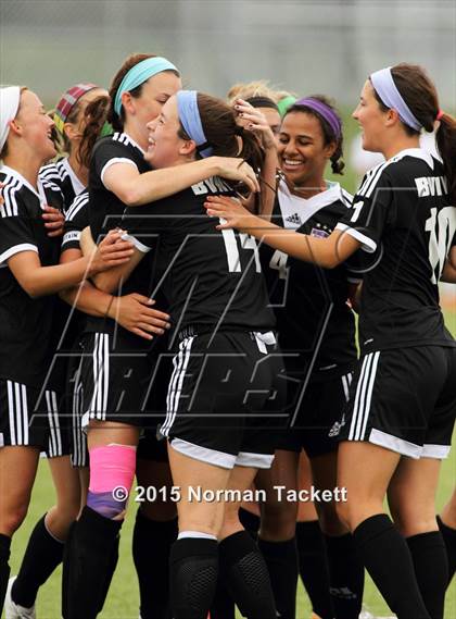 Thumbnail 2 in Blue Valley Northwest vs. Washburn Rural (KSHSAA 6A Final) photogallery.