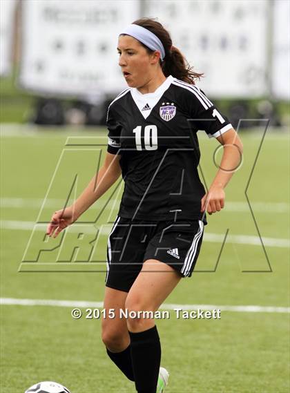 Thumbnail 3 in Blue Valley Northwest vs. Washburn Rural (KSHSAA 6A Final) photogallery.