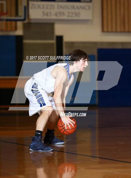 Thumbnail 2 in Sweet Home @ Sutherlin photogallery.