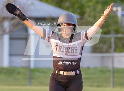 Thumbnail 2 in Cape Coral Vs Mariner photogallery.