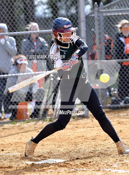 Thumbnail 3 in Seneca @ Cherokee photogallery.