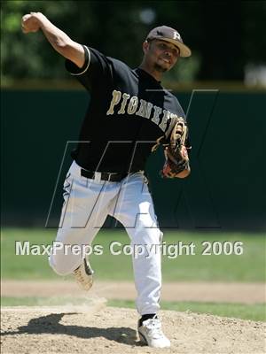 Thumbnail 2 in Golden Sierra vs Pioneer (D4 Section Final) photogallery.