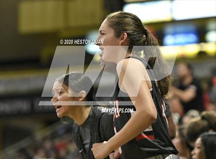 Thumbnail 2 in Mater Dei vs. Windward (CIF-SS Open Division) photogallery.