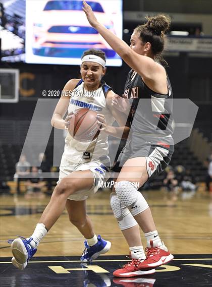 Thumbnail 2 in Mater Dei vs. Windward (CIF-SS Open Division) photogallery.