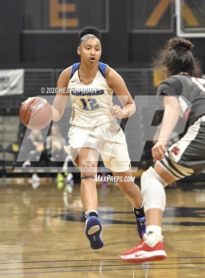 Thumbnail 1 in Mater Dei vs. Windward (CIF-SS Open Division) photogallery.
