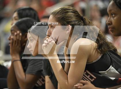 Thumbnail 1 in Mater Dei vs. Windward (CIF-SS Open Division) photogallery.