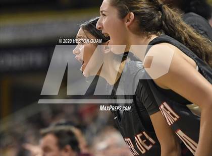 Thumbnail 3 in Mater Dei vs. Windward (CIF-SS Open Division) photogallery.