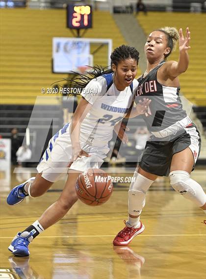 Thumbnail 3 in Mater Dei vs. Windward (CIF-SS Open Division) photogallery.