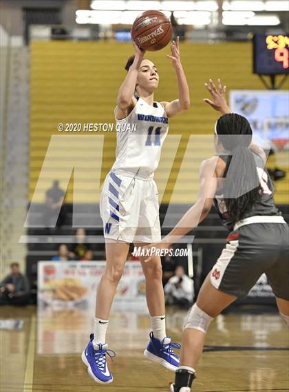 Thumbnail 3 in Mater Dei vs. Windward (CIF-SS Open Division) photogallery.