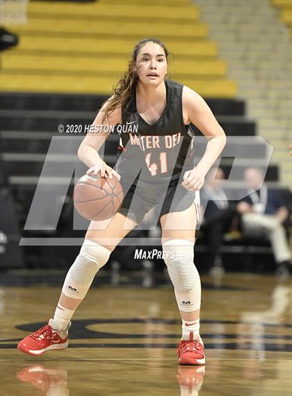 Thumbnail 1 in Mater Dei vs. Windward (CIF-SS Open Division) photogallery.
