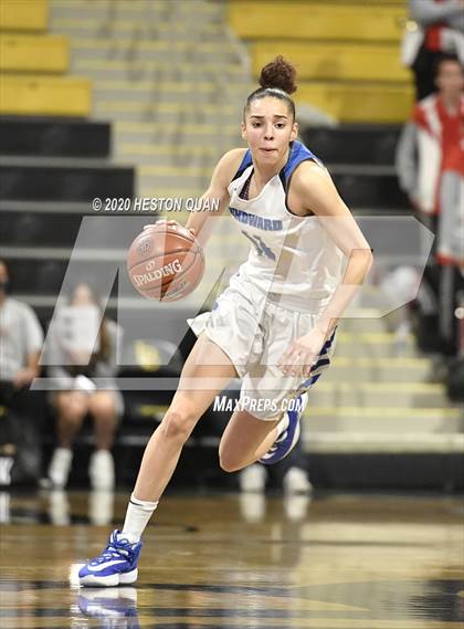 Thumbnail 3 in Mater Dei vs. Windward (CIF-SS Open Division) photogallery.