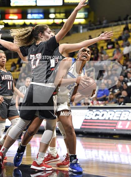 Thumbnail 1 in Mater Dei vs. Windward (CIF-SS Open Division) photogallery.