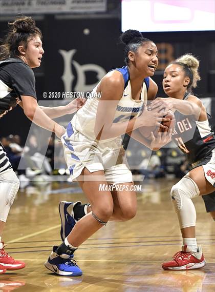 Thumbnail 3 in Mater Dei vs. Windward (CIF-SS Open Division) photogallery.