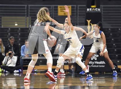 Thumbnail 3 in Mater Dei vs. Windward (CIF-SS Open Division) photogallery.