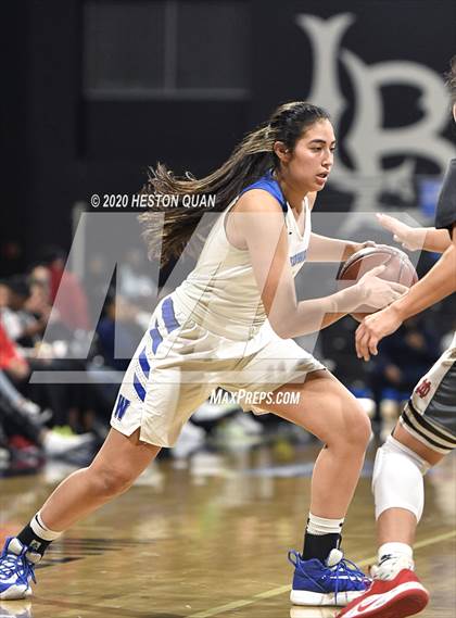 Thumbnail 1 in Mater Dei vs. Windward (CIF-SS Open Division) photogallery.