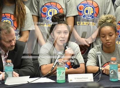 Thumbnail 1 in Mater Dei vs. Windward (CIF-SS Open Division) photogallery.