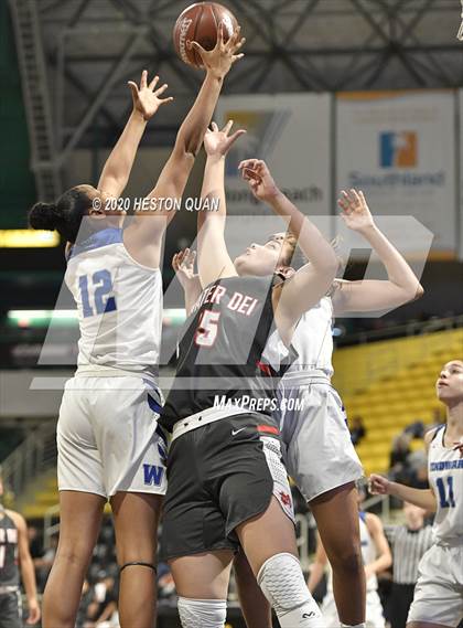 Thumbnail 3 in Mater Dei vs. Windward (CIF-SS Open Division) photogallery.