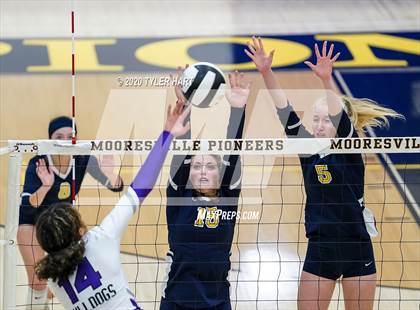 Thumbnail 2 in Mooresville vs. Brownsburg (IHSAA 4A Sectional) photogallery.