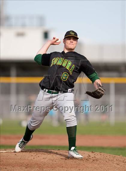 Thumbnail 1 in Sonora @ Manteca photogallery.
