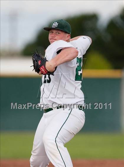 Thumbnail 2 in Sonora @ Manteca photogallery.