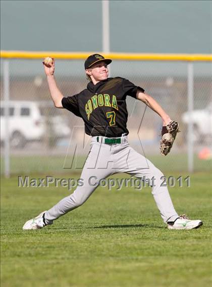 Thumbnail 2 in Sonora @ Manteca photogallery.