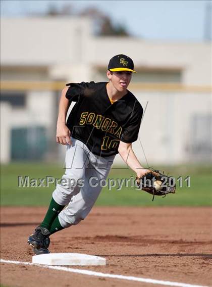 Thumbnail 2 in Sonora @ Manteca photogallery.