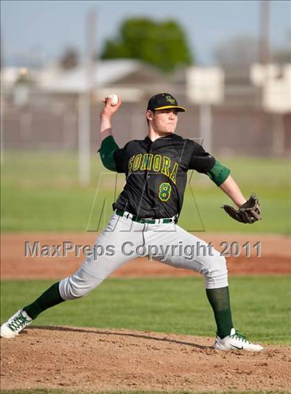 Thumbnail 2 in Sonora @ Manteca photogallery.