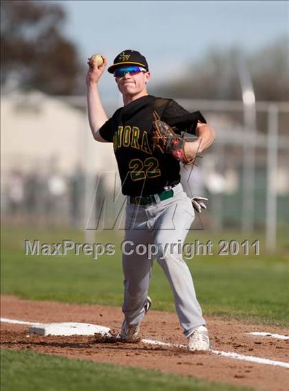 Thumbnail 2 in Sonora @ Manteca photogallery.