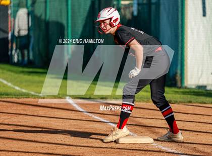 Thumbnail 2 in Mira Costa vs. St. John's photogallery.