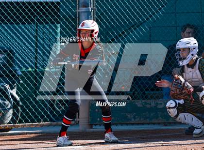 Thumbnail 3 in Mira Costa vs. St. John's photogallery.