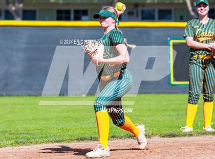 Thumbnail 1 in Mira Costa vs. St. John's photogallery.