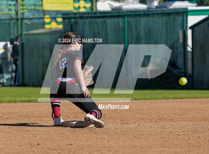 Thumbnail 1 in Mira Costa vs. St. John's photogallery.