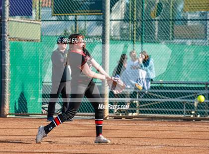 Thumbnail 1 in Mira Costa vs. St. John's photogallery.