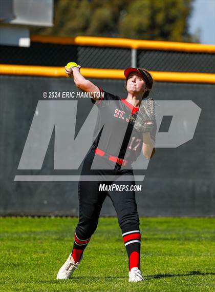 Thumbnail 2 in Mira Costa vs. St. John's photogallery.
