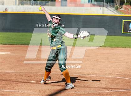 Thumbnail 2 in Mira Costa vs. St. John's photogallery.