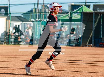 Thumbnail 3 in Mira Costa vs. St. John's photogallery.
