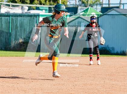 Thumbnail 3 in Mira Costa vs. St. John's photogallery.