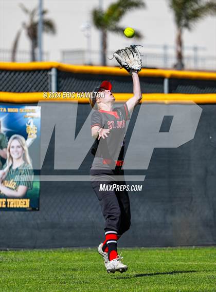 Thumbnail 3 in Mira Costa vs. St. John's photogallery.